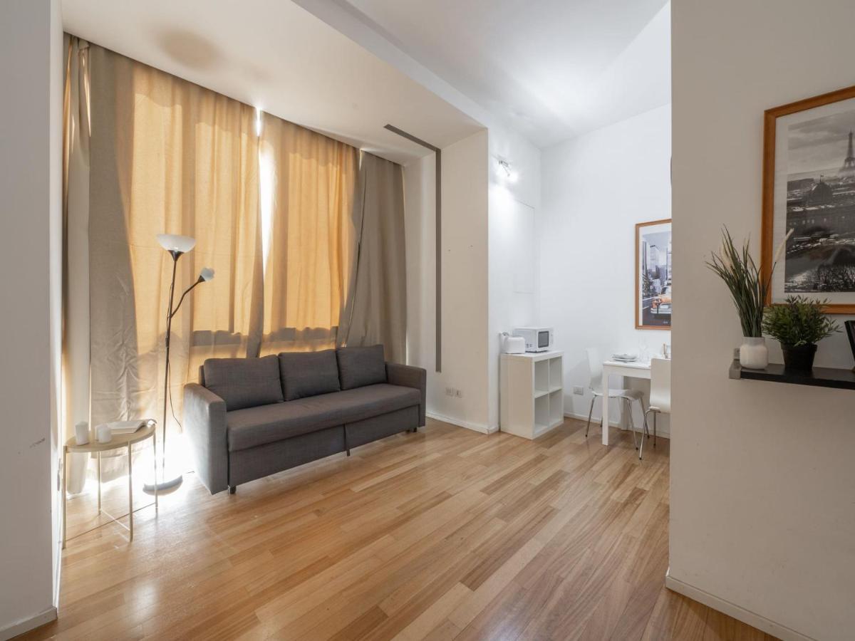 The Best Rent - Comfortable One Bedroom Apartment In Milan Downtown Exterior photo